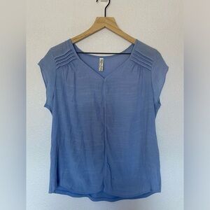 Light blue taffeta top with cap sleeves